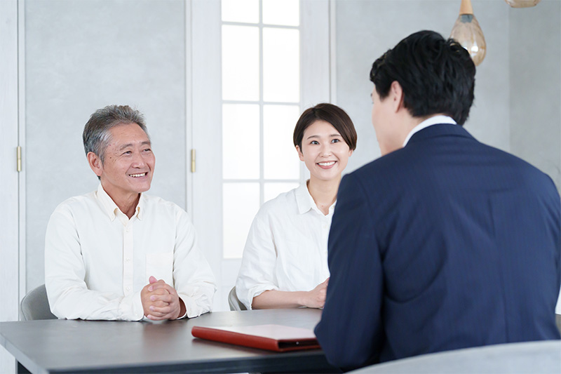 親の家を相続したら?不動産売却と税金対策・特例の完全ガイド